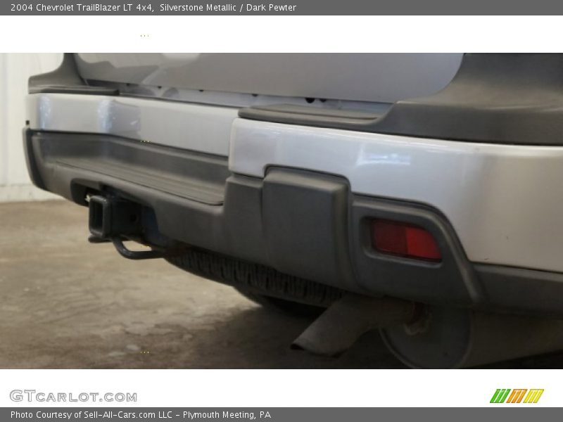 Silverstone Metallic / Dark Pewter 2004 Chevrolet TrailBlazer LT 4x4