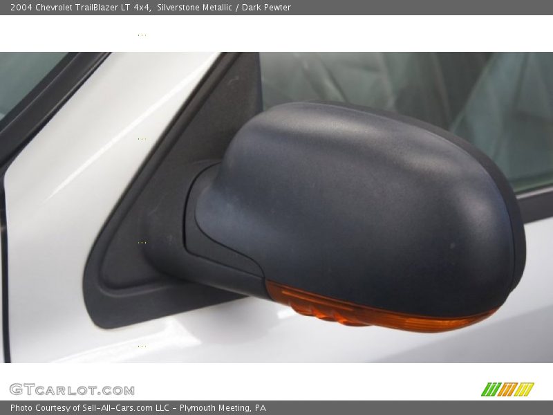 Silverstone Metallic / Dark Pewter 2004 Chevrolet TrailBlazer LT 4x4