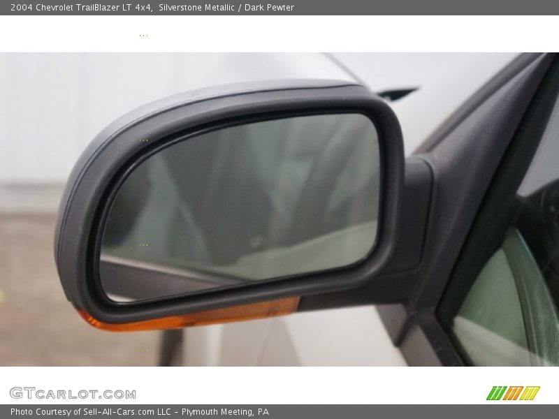 Silverstone Metallic / Dark Pewter 2004 Chevrolet TrailBlazer LT 4x4