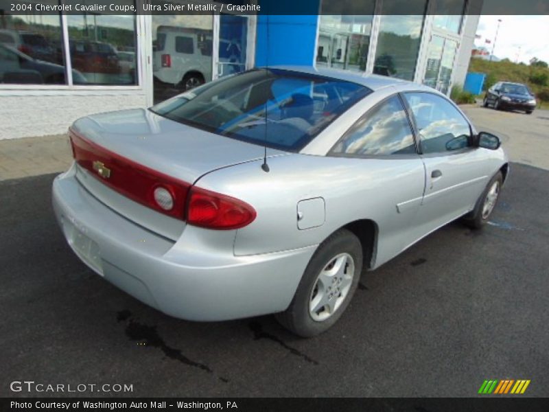 Ultra Silver Metallic / Graphite 2004 Chevrolet Cavalier Coupe