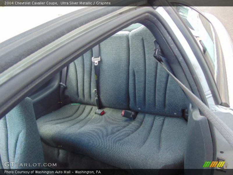 Ultra Silver Metallic / Graphite 2004 Chevrolet Cavalier Coupe