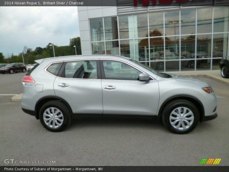Brilliant Silver / Charcoal 2014 Nissan Rogue S