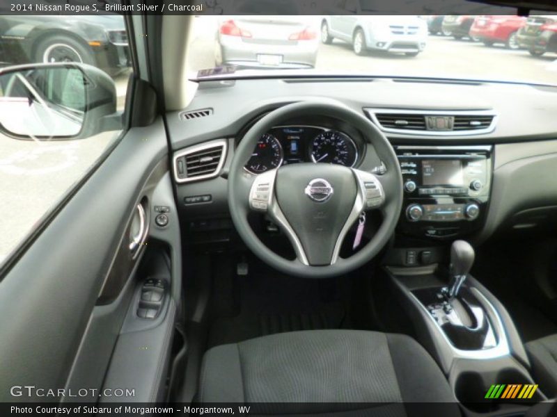Brilliant Silver / Charcoal 2014 Nissan Rogue S