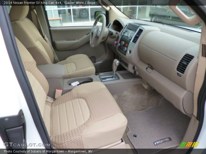 Glacier White / Beige 2014 Nissan Frontier SV King Cab 4x4