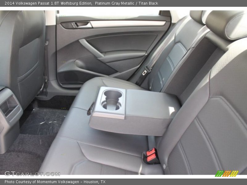 Platinum Gray Metallic / Titan Black 2014 Volkswagen Passat 1.8T Wolfsburg Edition