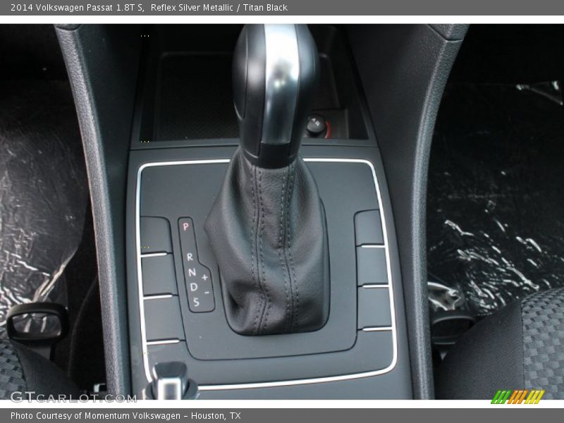 Reflex Silver Metallic / Titan Black 2014 Volkswagen Passat 1.8T S