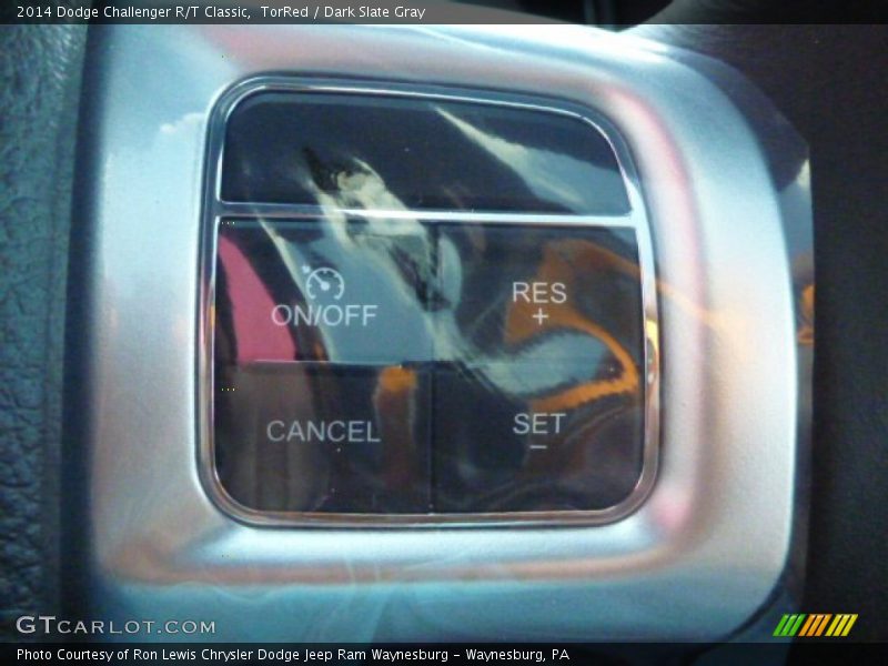 TorRed / Dark Slate Gray 2014 Dodge Challenger R/T Classic