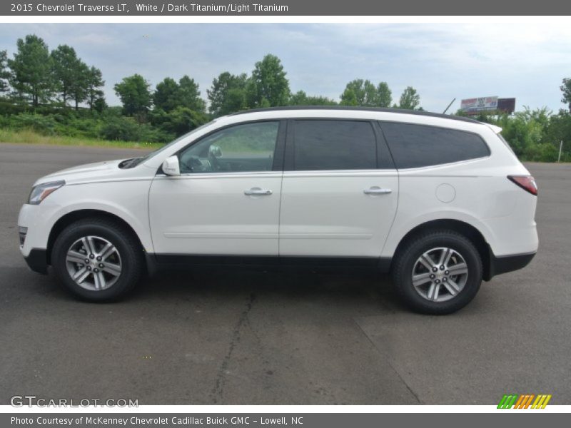 White / Dark Titanium/Light Titanium 2015 Chevrolet Traverse LT