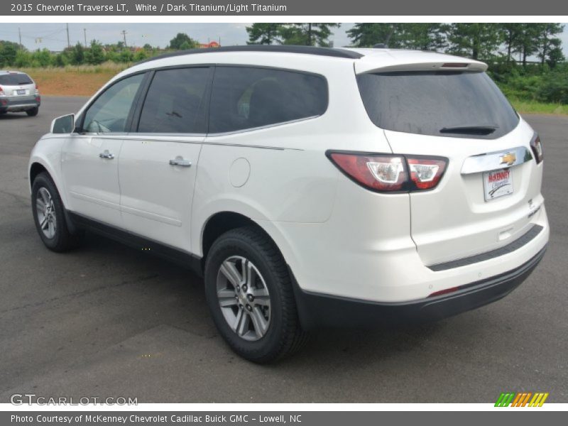 White / Dark Titanium/Light Titanium 2015 Chevrolet Traverse LT