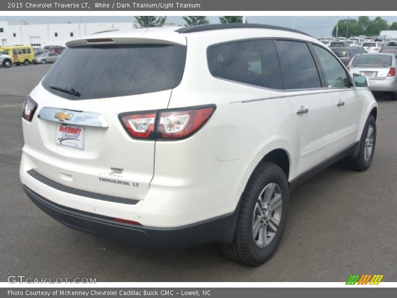 White / Dark Titanium/Light Titanium 2015 Chevrolet Traverse LT