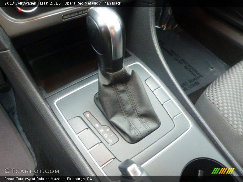 Opera Red Metallic / Titan Black 2013 Volkswagen Passat 2.5L S