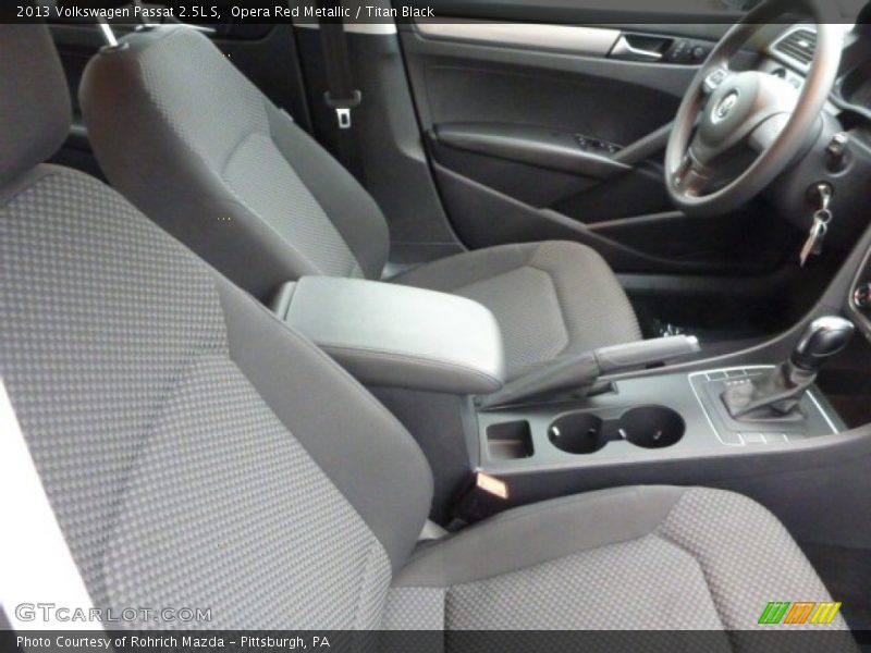 Opera Red Metallic / Titan Black 2013 Volkswagen Passat 2.5L S
