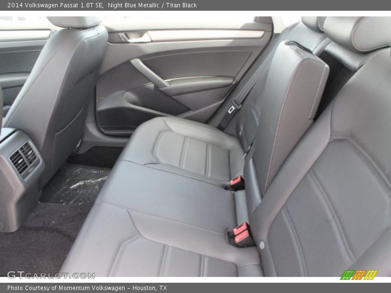 Night Blue Metallic / Titan Black 2014 Volkswagen Passat 1.8T SE