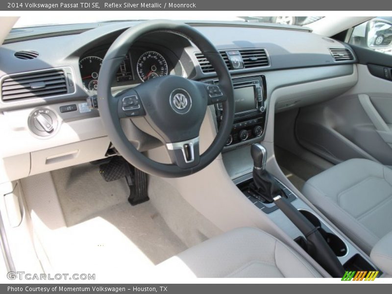 Reflex Silver Metallic / Moonrock 2014 Volkswagen Passat TDI SE