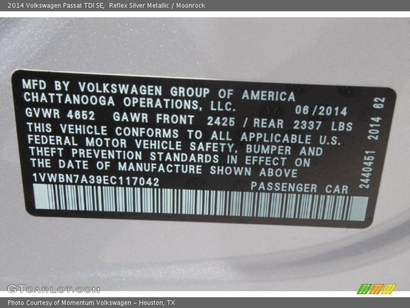 Reflex Silver Metallic / Moonrock 2014 Volkswagen Passat TDI SE