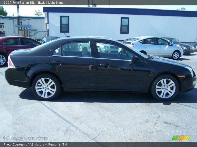 Black / Light Stone 2007 Ford Fusion SEL