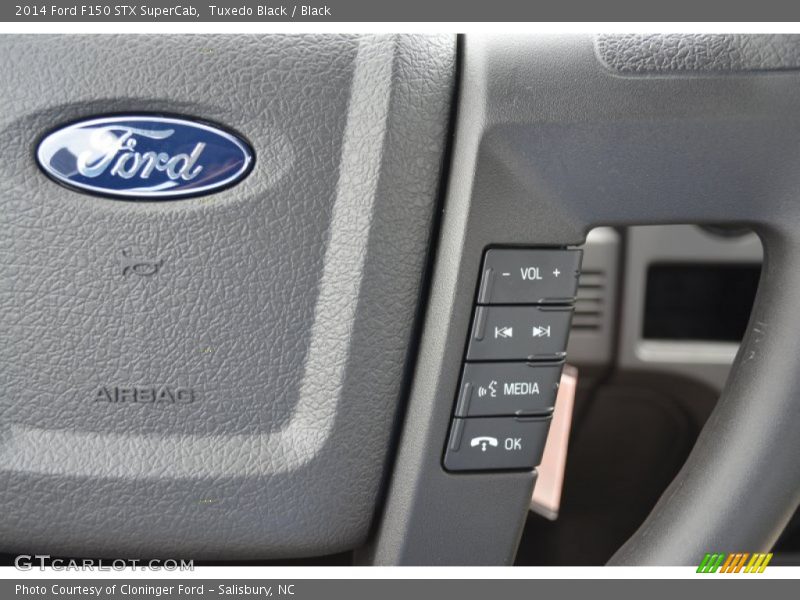 Tuxedo Black / Black 2014 Ford F150 STX SuperCab