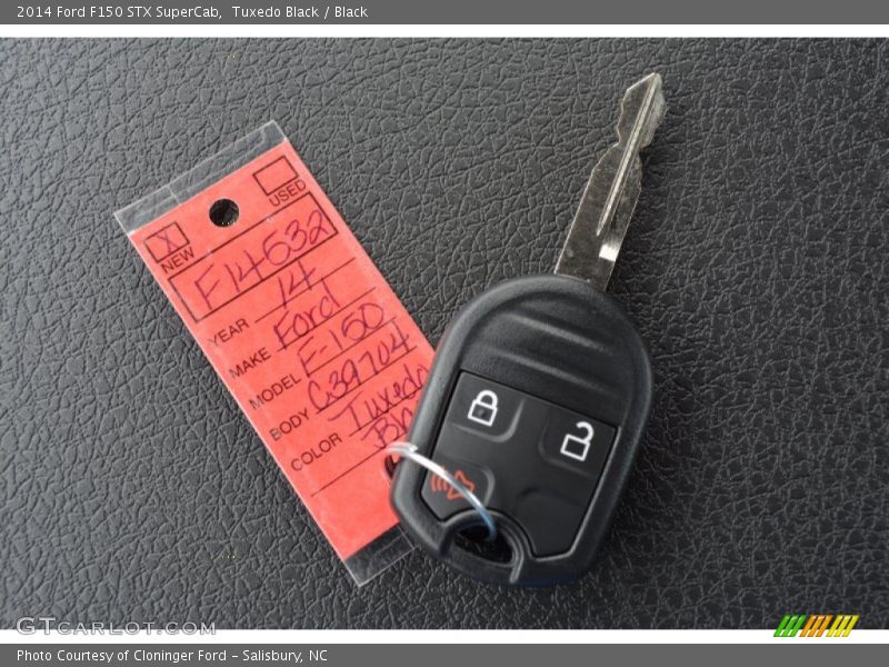 Tuxedo Black / Black 2014 Ford F150 STX SuperCab