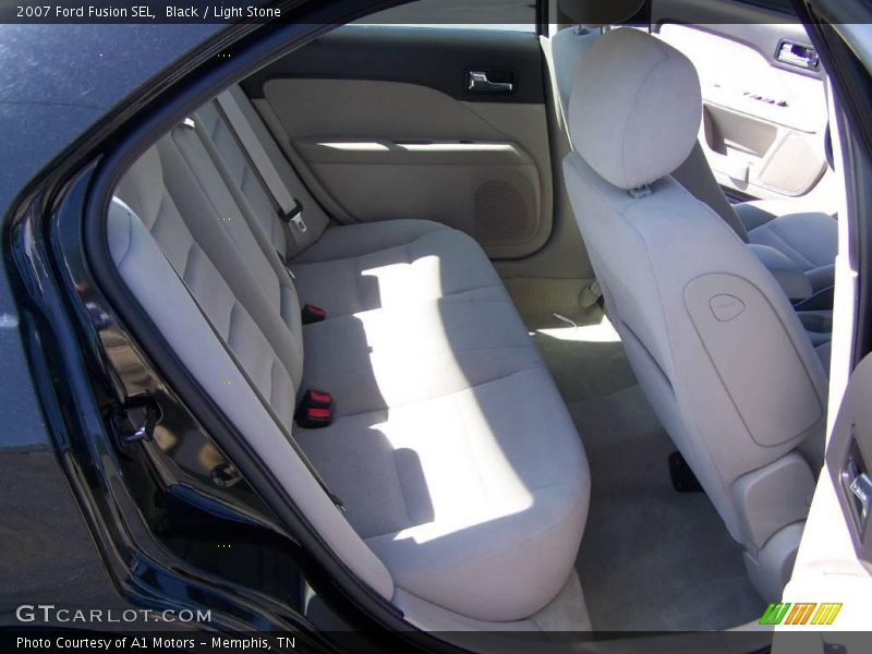 Black / Light Stone 2007 Ford Fusion SEL