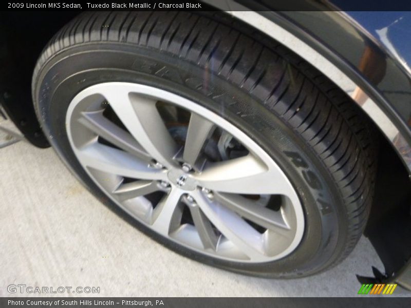 Tuxedo Black Metallic / Charcoal Black 2009 Lincoln MKS Sedan