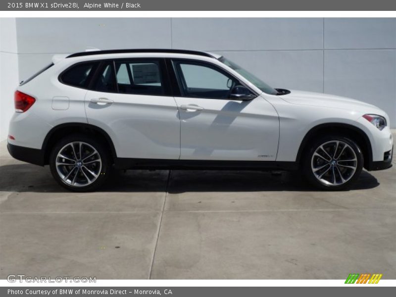 Alpine White / Black 2015 BMW X1 sDrive28i