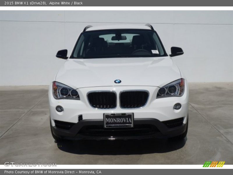 Alpine White / Black 2015 BMW X1 sDrive28i