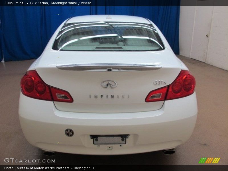 Moonlight White / Wheat 2009 Infiniti G 37 x Sedan