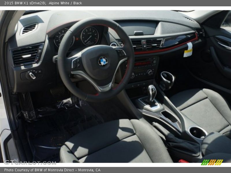 Alpine White / Black 2015 BMW X1 sDrive28i