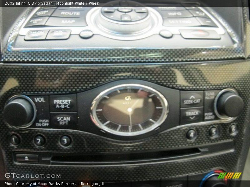 Moonlight White / Wheat 2009 Infiniti G 37 x Sedan