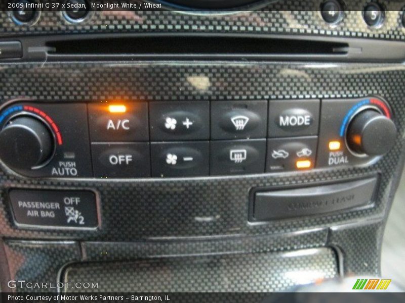 Moonlight White / Wheat 2009 Infiniti G 37 x Sedan
