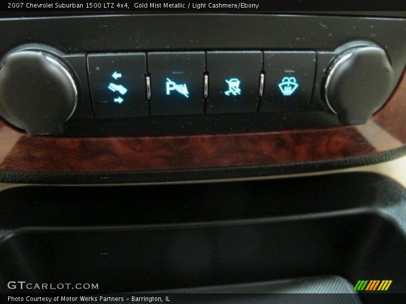 Gold Mist Metallic / Light Cashmere/Ebony 2007 Chevrolet Suburban 1500 LTZ 4x4