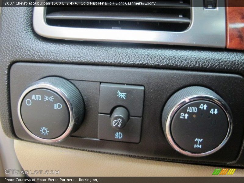 Gold Mist Metallic / Light Cashmere/Ebony 2007 Chevrolet Suburban 1500 LTZ 4x4