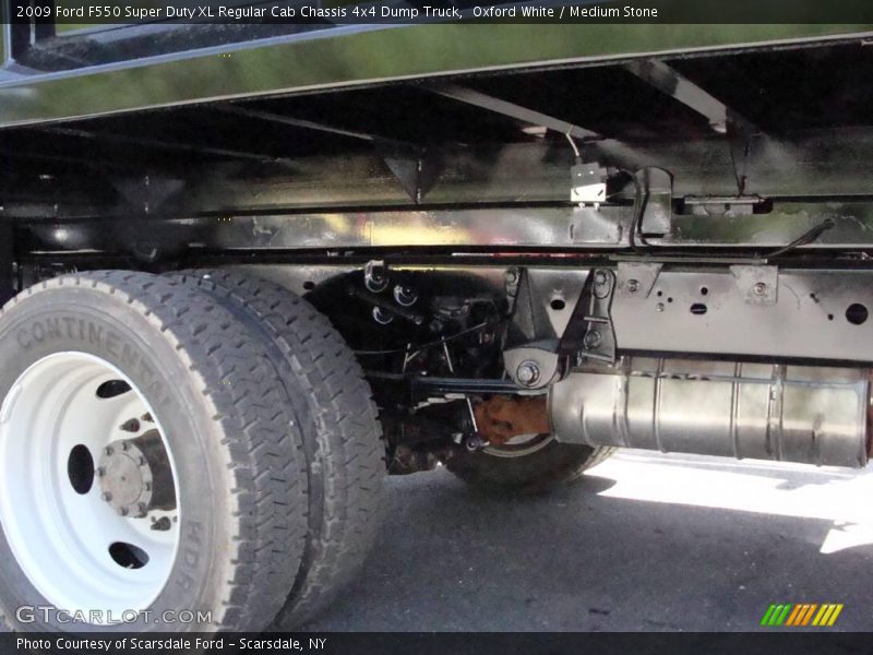 Oxford White / Medium Stone 2009 Ford F550 Super Duty XL Regular Cab Chassis 4x4 Dump Truck