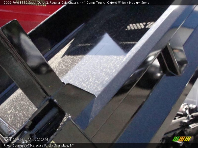 Oxford White / Medium Stone 2009 Ford F550 Super Duty XL Regular Cab Chassis 4x4 Dump Truck