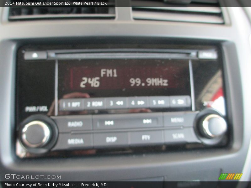 White Pearl / Black 2014 Mitsubishi Outlander Sport ES
