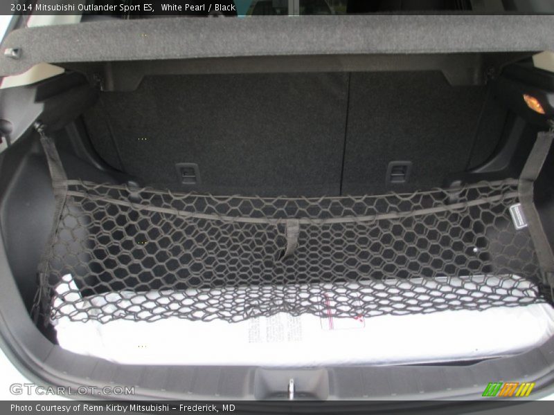 White Pearl / Black 2014 Mitsubishi Outlander Sport ES