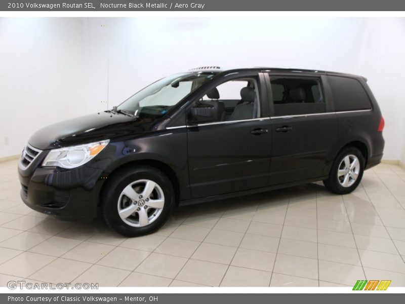 Nocturne Black Metallic / Aero Gray 2010 Volkswagen Routan SEL