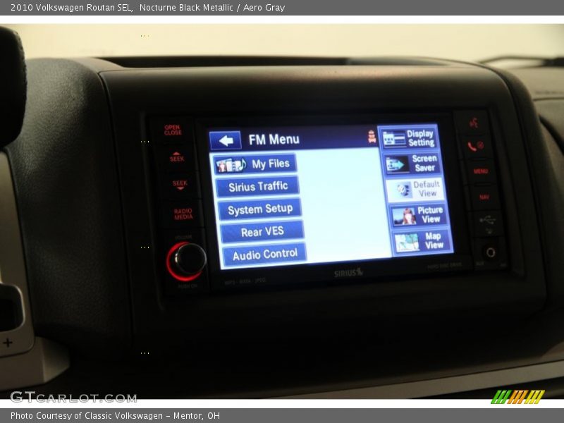 Nocturne Black Metallic / Aero Gray 2010 Volkswagen Routan SEL