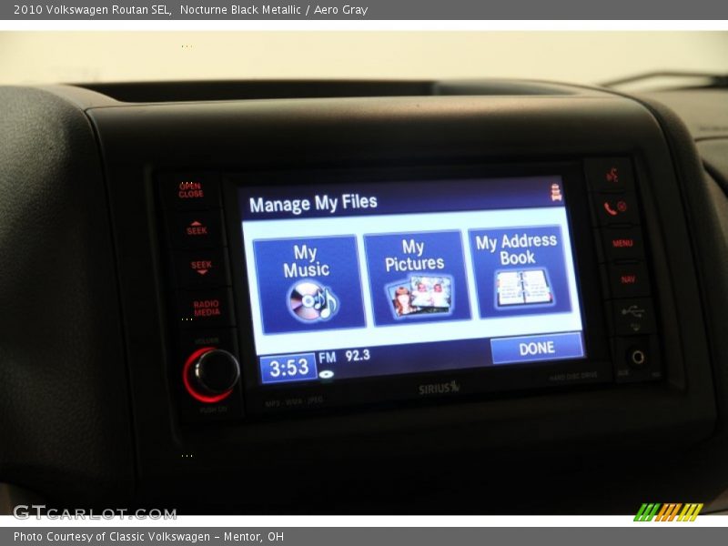 Nocturne Black Metallic / Aero Gray 2010 Volkswagen Routan SEL