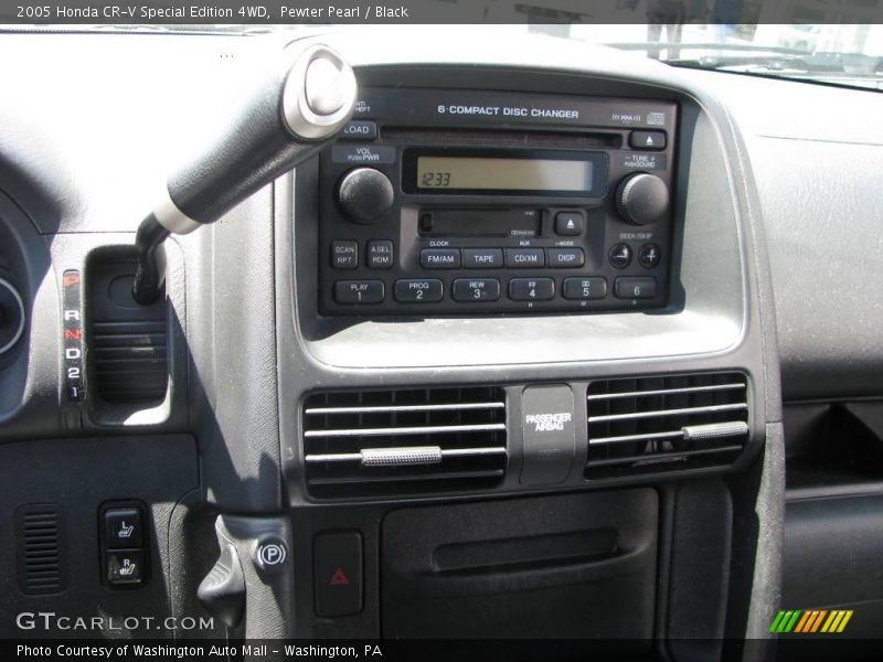 Pewter Pearl / Black 2005 Honda CR-V Special Edition 4WD