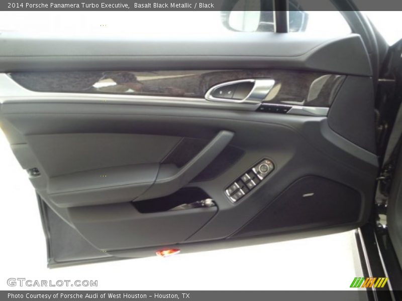 Door Panel of 2014 Panamera Turbo Executive