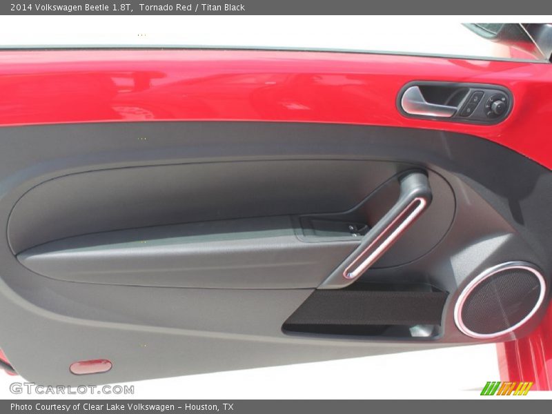 Tornado Red / Titan Black 2014 Volkswagen Beetle 1.8T