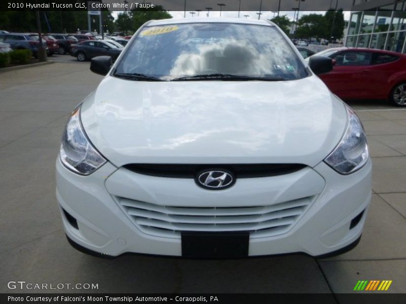 Cotton White / Taupe 2010 Hyundai Tucson GLS
