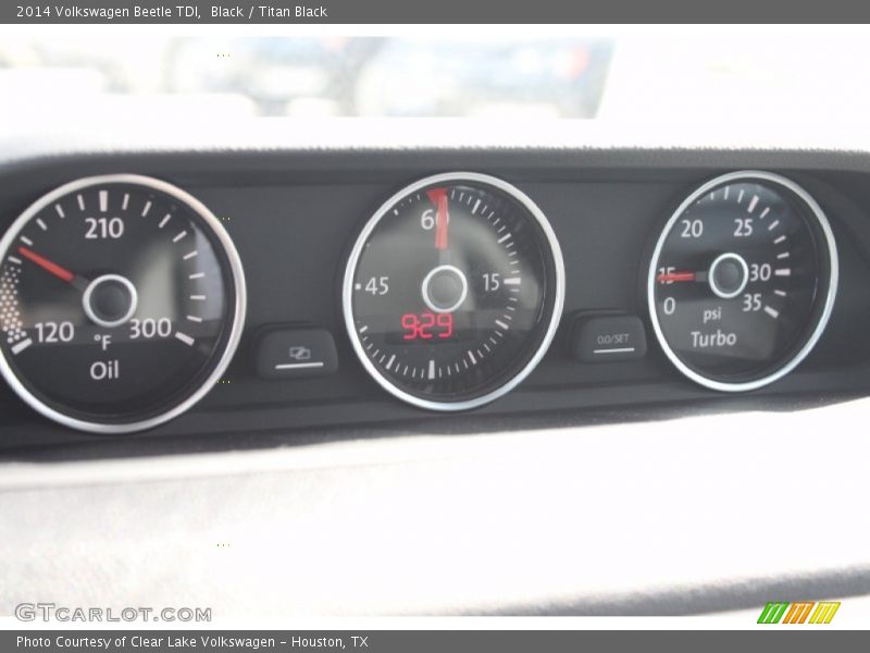 Black / Titan Black 2014 Volkswagen Beetle TDI