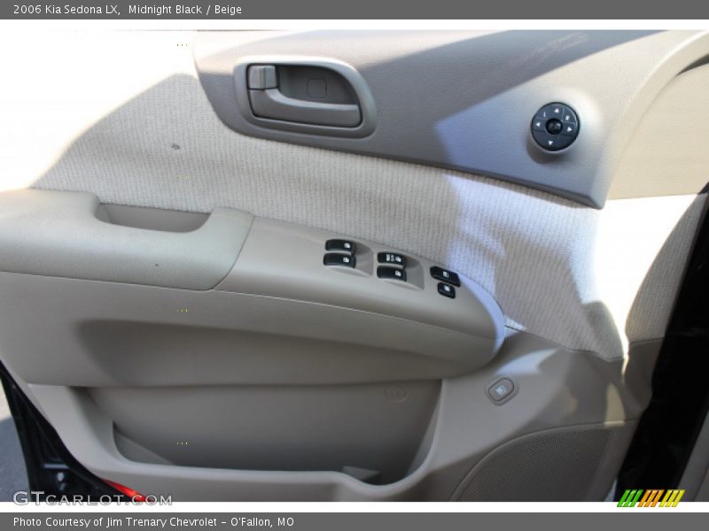 Midnight Black / Beige 2006 Kia Sedona LX