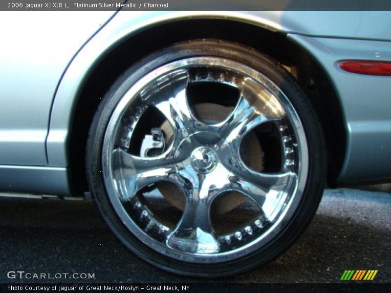 Platinum Silver Metallic / Charcoal 2006 Jaguar XJ XJ8 L