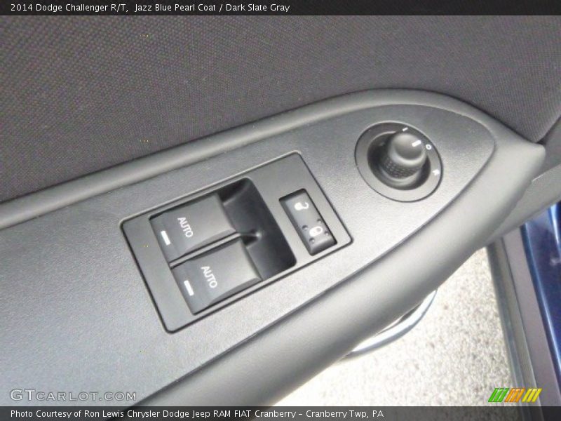 Jazz Blue Pearl Coat / Dark Slate Gray 2014 Dodge Challenger R/T