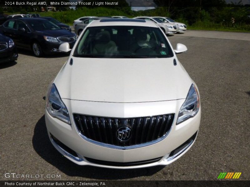 White Diamond Tricoat / Light Neutral 2014 Buick Regal AWD