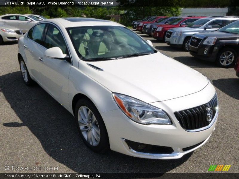 White Diamond Tricoat / Light Neutral 2014 Buick Regal AWD