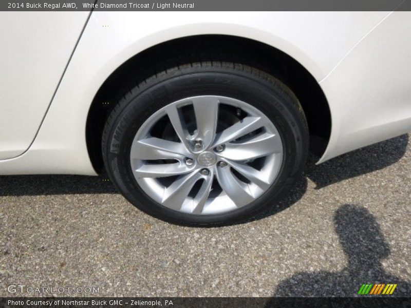 White Diamond Tricoat / Light Neutral 2014 Buick Regal AWD